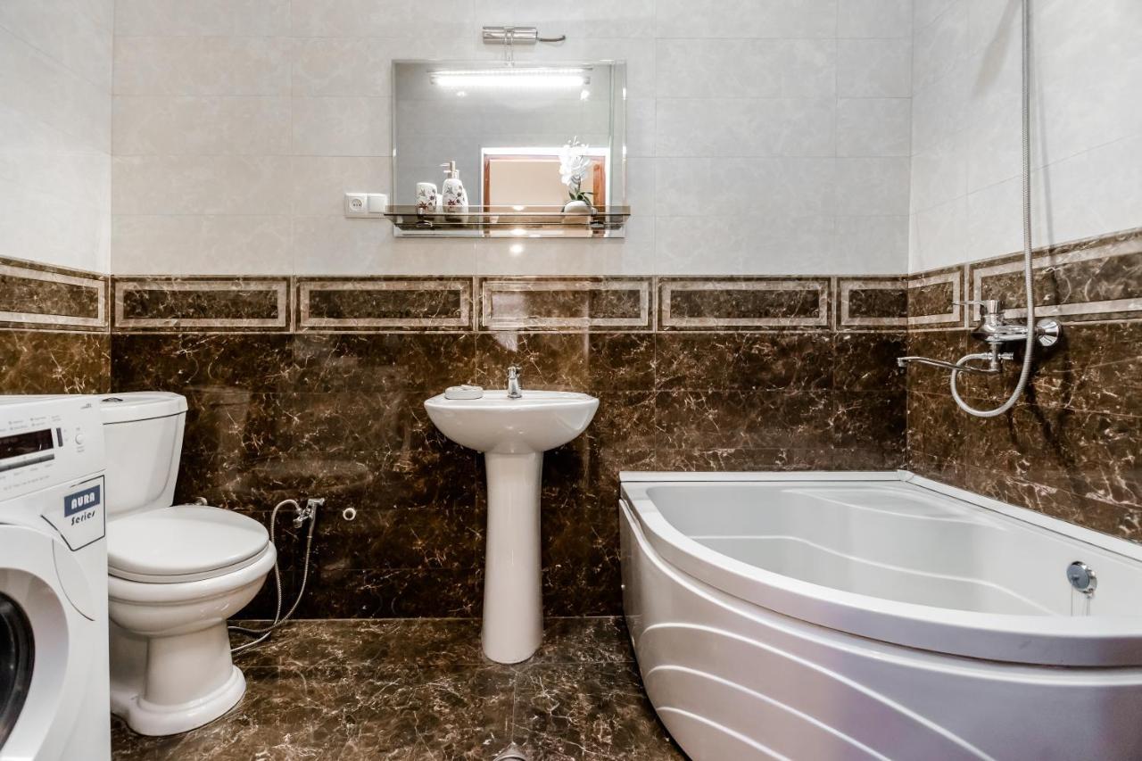 Comfortable House On Marjanishvili Tbilisi Esterno foto