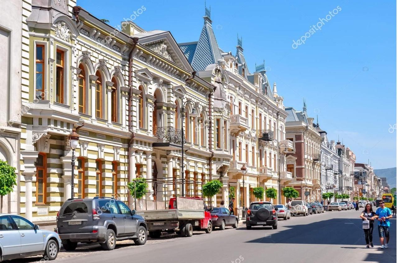 Comfortable House On Marjanishvili Tbilisi Esterno foto